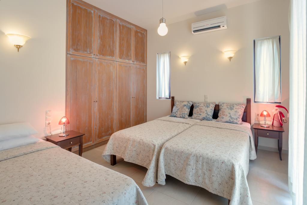 Sea Views At Villa Anemomylos With Heated Pool, Ping Pong And Tennis Agia Pelagia  Kamer foto