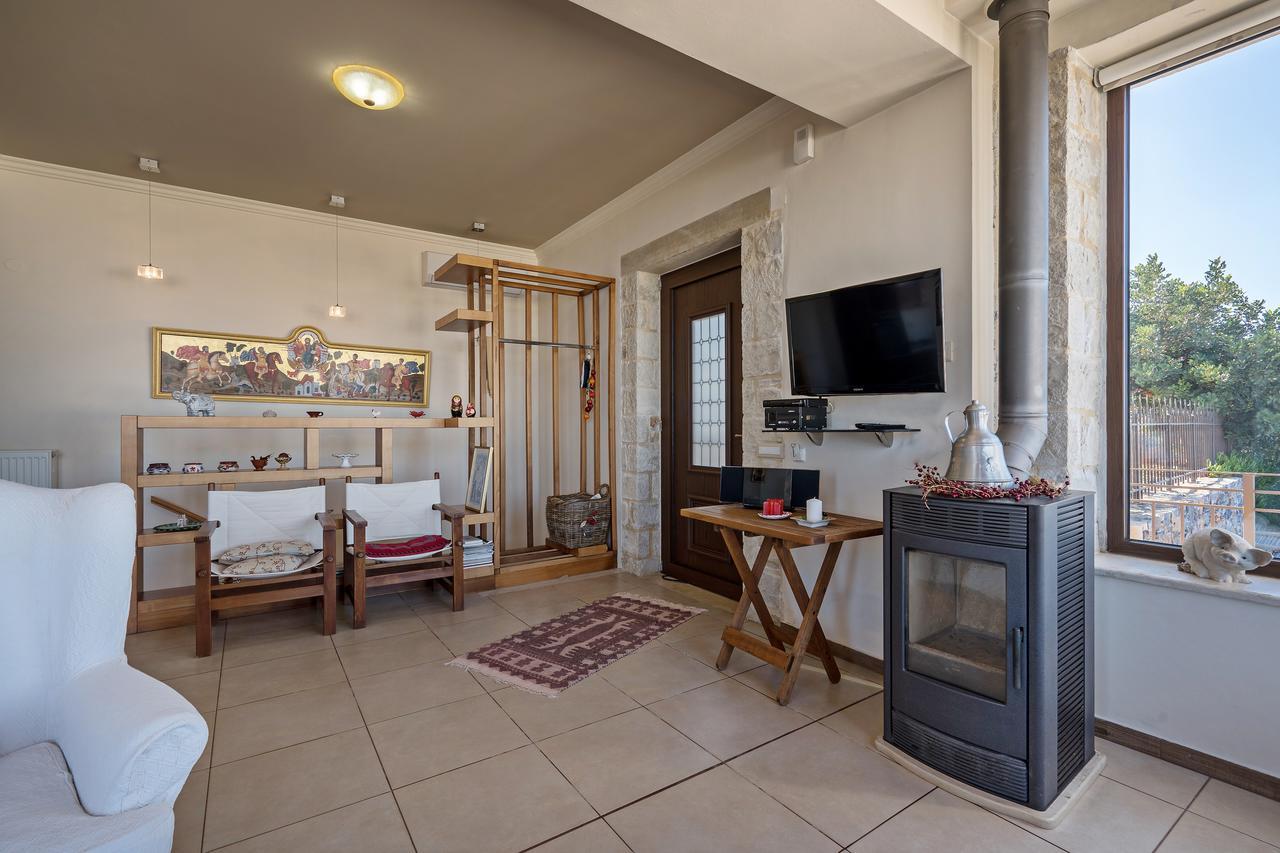 Sea Views At Villa Anemomylos With Heated Pool, Ping Pong And Tennis Agia Pelagia  Buitenkant foto